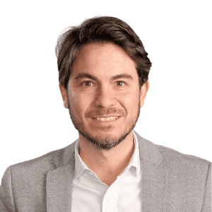 Pedro Coll, Experto asociado