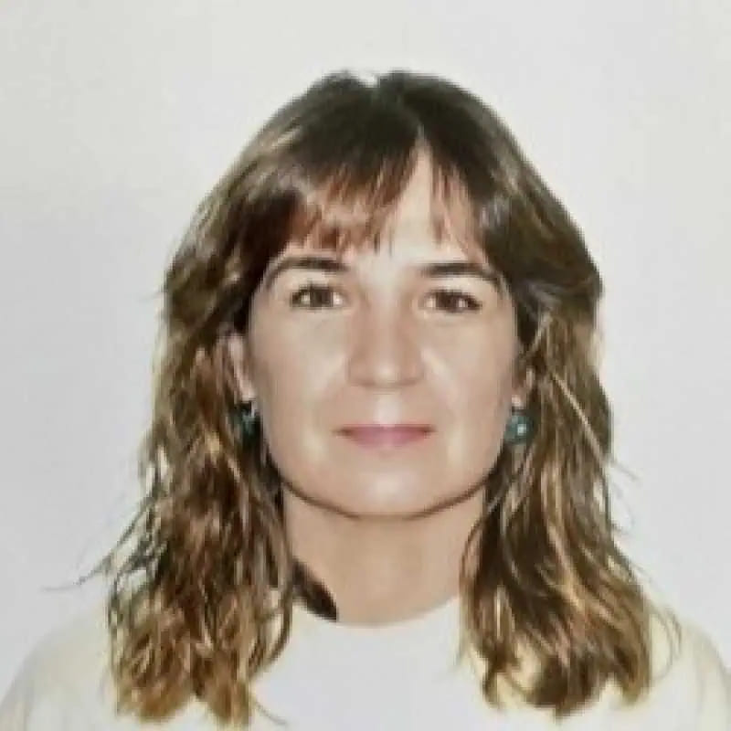 Marta Ordax Soler, Especialista