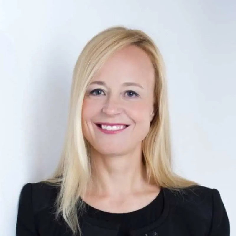 Katharina Miller, Coordinadora académica